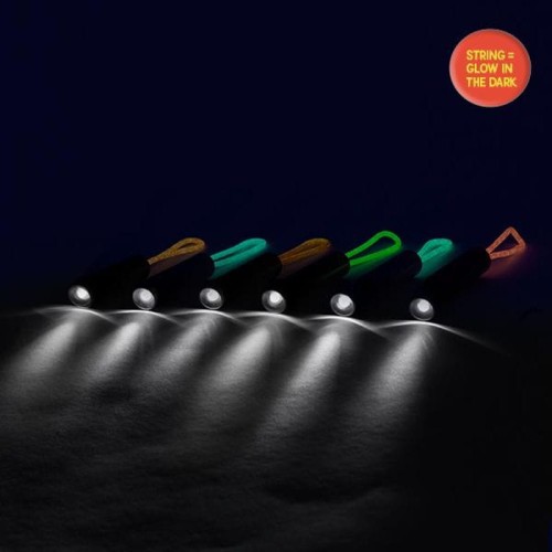 Przejdź do produktu Latarka led metalowa ze sznurkiem 5 cm mix 6-kol., Trendhaus