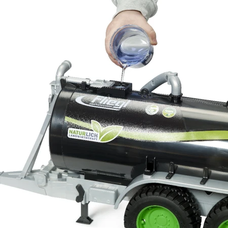 bruder-02036-beczkowoz-fliegl-jumbo-line-plus (3).jpg