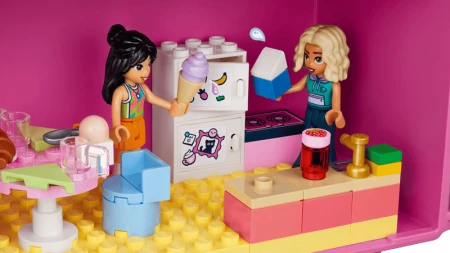 LEGO FRIENDS Kreat.walizka z domkiem 42697_8.png