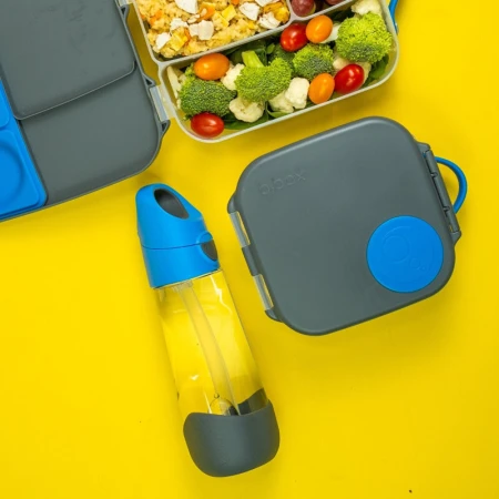 pol_pl_b-box-Bidon-dla-dziecka-butelka-na-wode-ze-slomka-tritanowa-600ml-Blue-Slate-20552_5.jpg