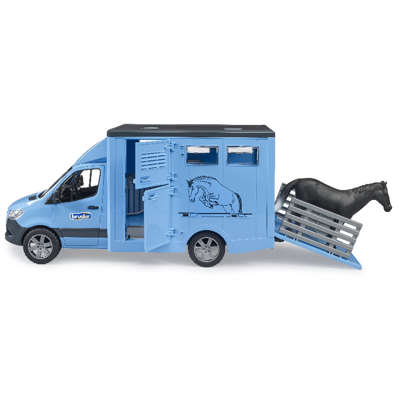 bruder-02674-samochod-do-przewozu-koni-mercedes-sprinter (4).jpg
